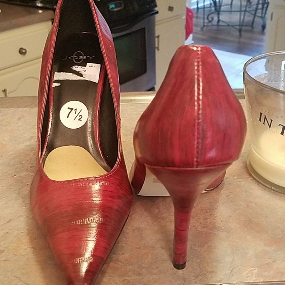 Shoes worn once